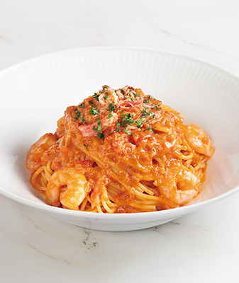 紅ずわい蟹とえびのオマールソース